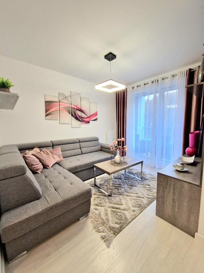 Nadmorskie Tarasy Apartament&Spa Kolobrzeg Luaran gambar