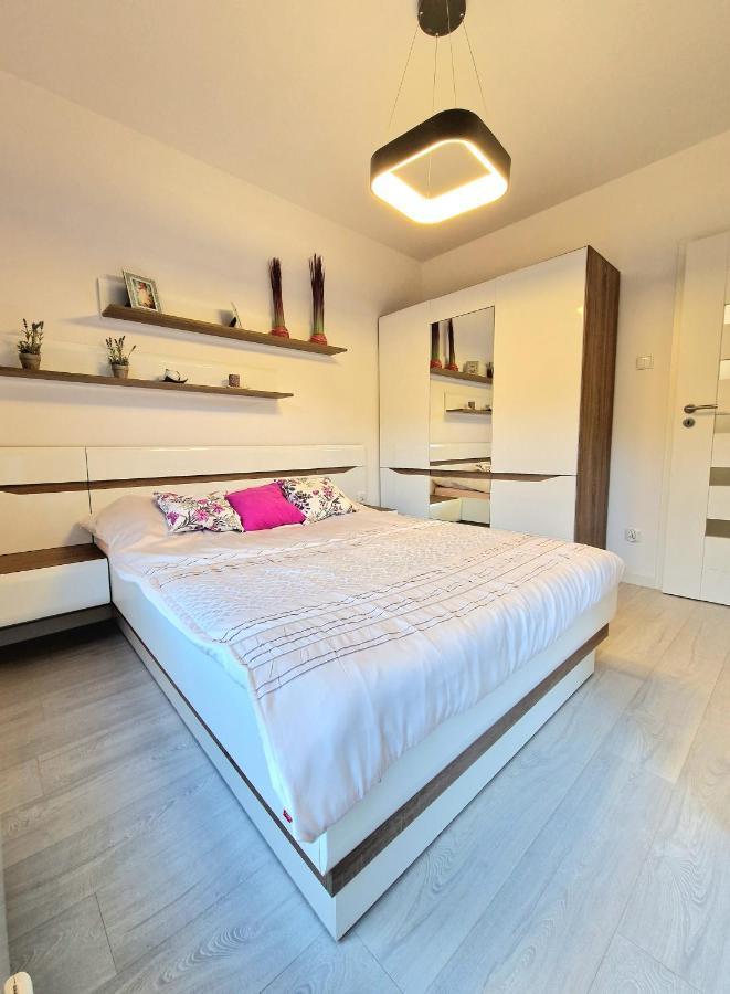 Nadmorskie Tarasy Apartament&Spa Kolobrzeg Luaran gambar